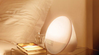Illustration for article titled Wake-Up Lights, Cheap Car Upgrades, 3D Printer, Smartphone Accessories